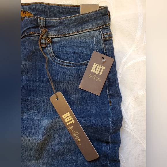 NWT Kut From The Kloth Katy Boyfriend. Size 8 - Picture 6 of 9